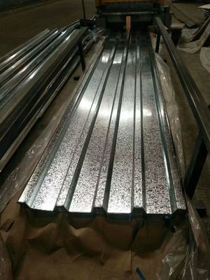 Büyük Spangle Gömlekli Çelik Yaprak 60-95HRB Yüzey Sertliği Beyaz Renk