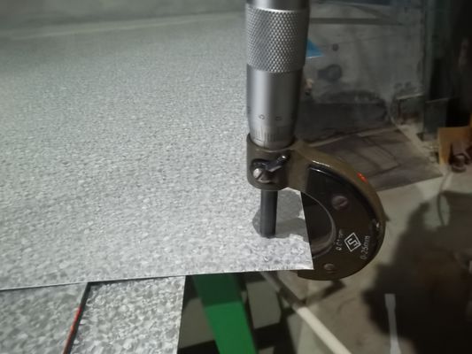 Güçlü ve uzun ömürlü inşaat malzemeleri için 25-30% uzatma GL çelik bobini